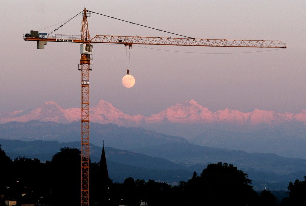 Crane moon.jpg